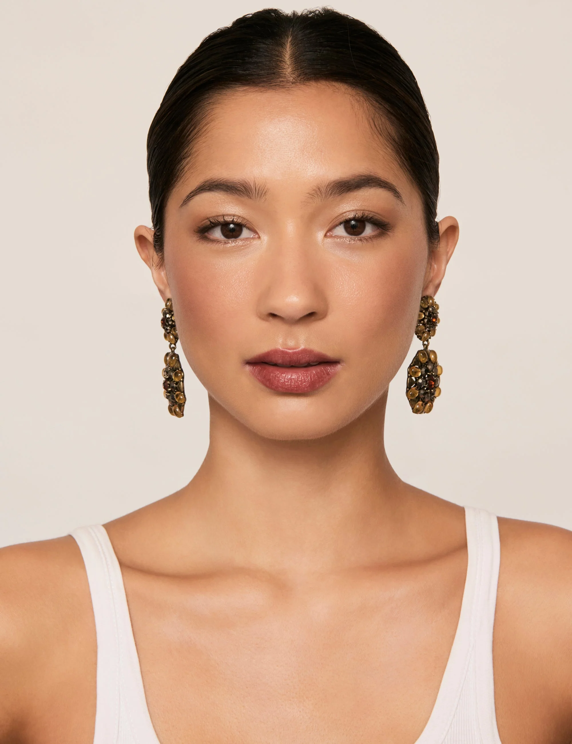 ANTIQUE STATEMENT CLIP EARRING - Image 5