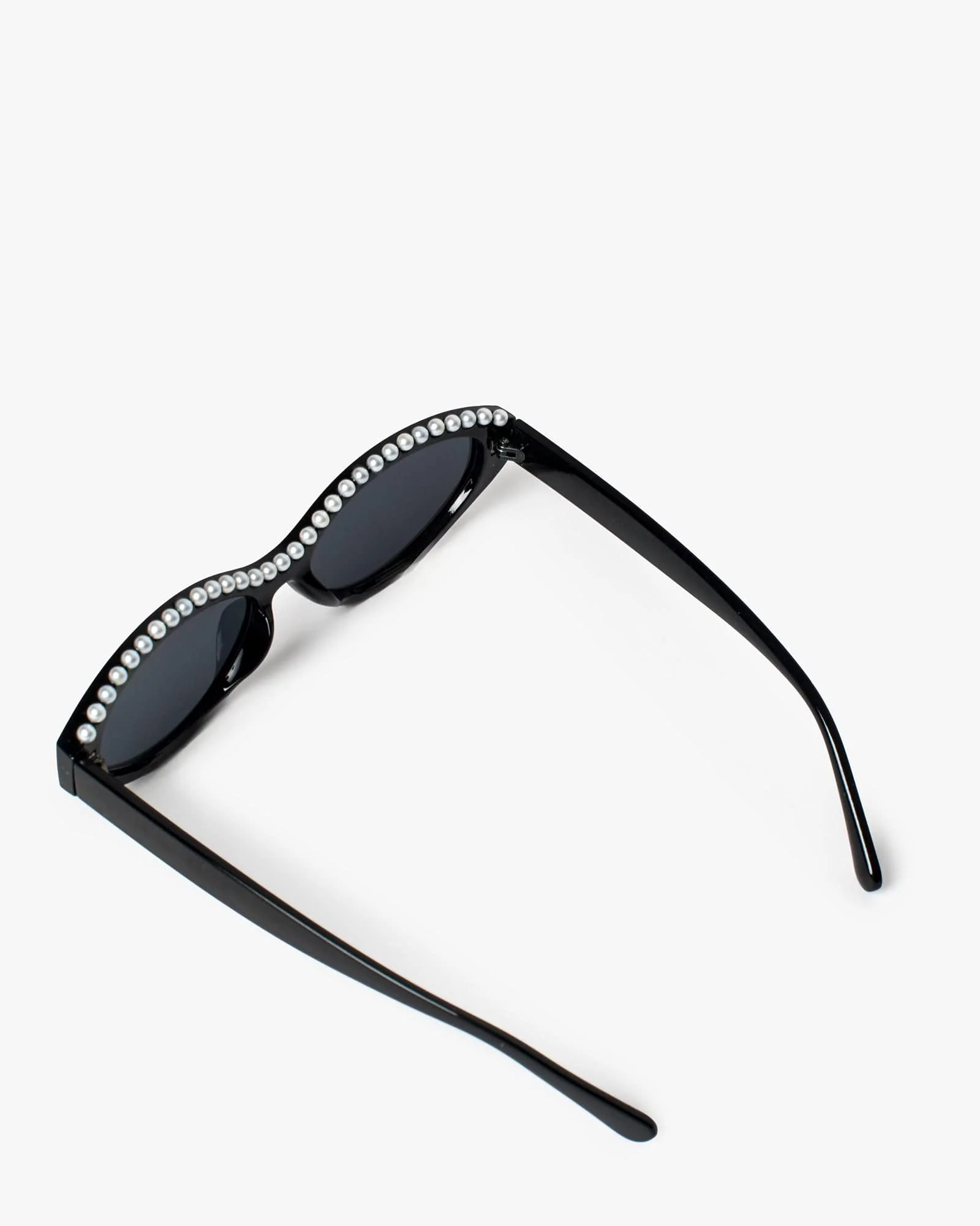Black Pearl Embellished Rounded Sunglasses - Image 3