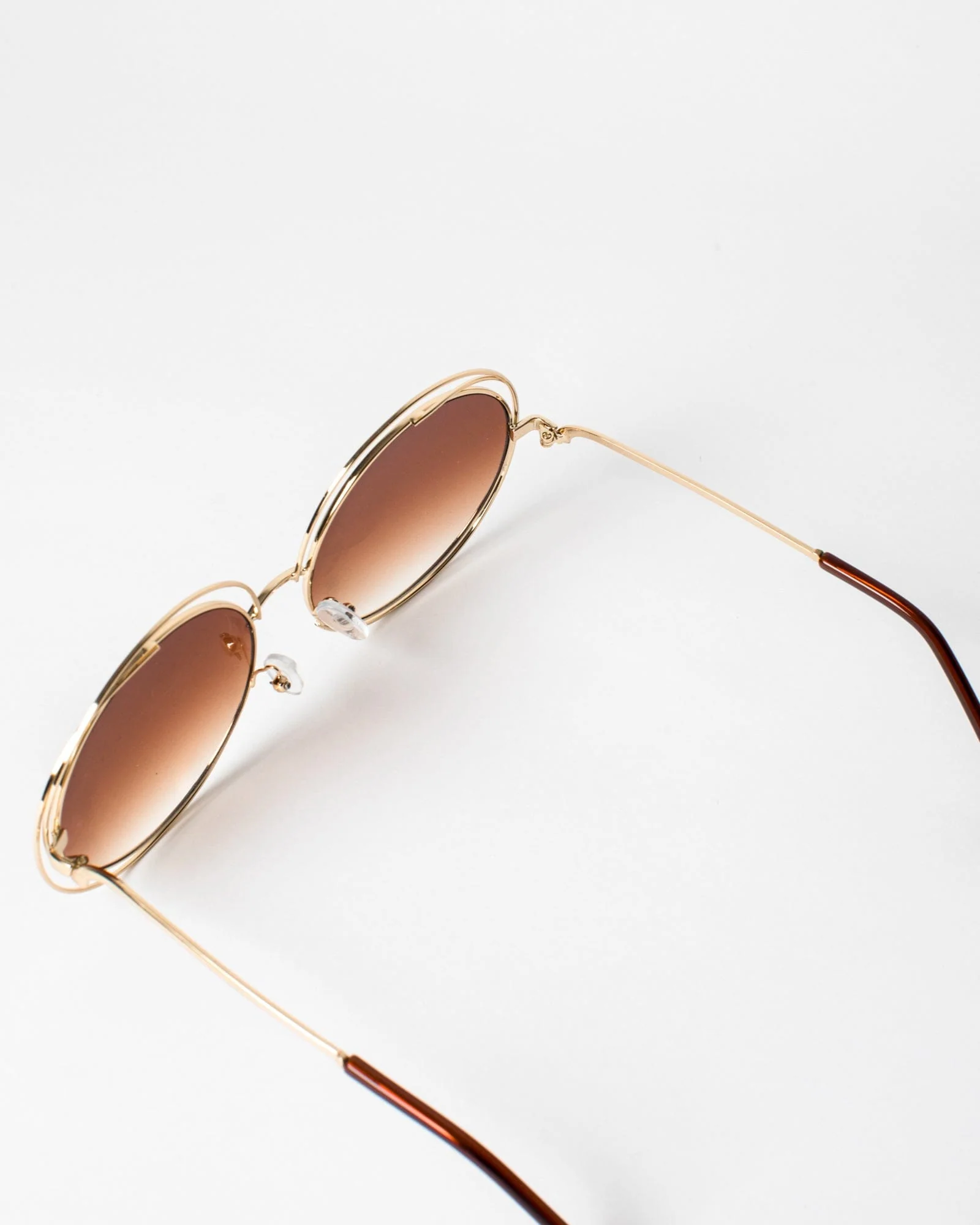 Brown Round Metal Frame Sunglasses - Image 3