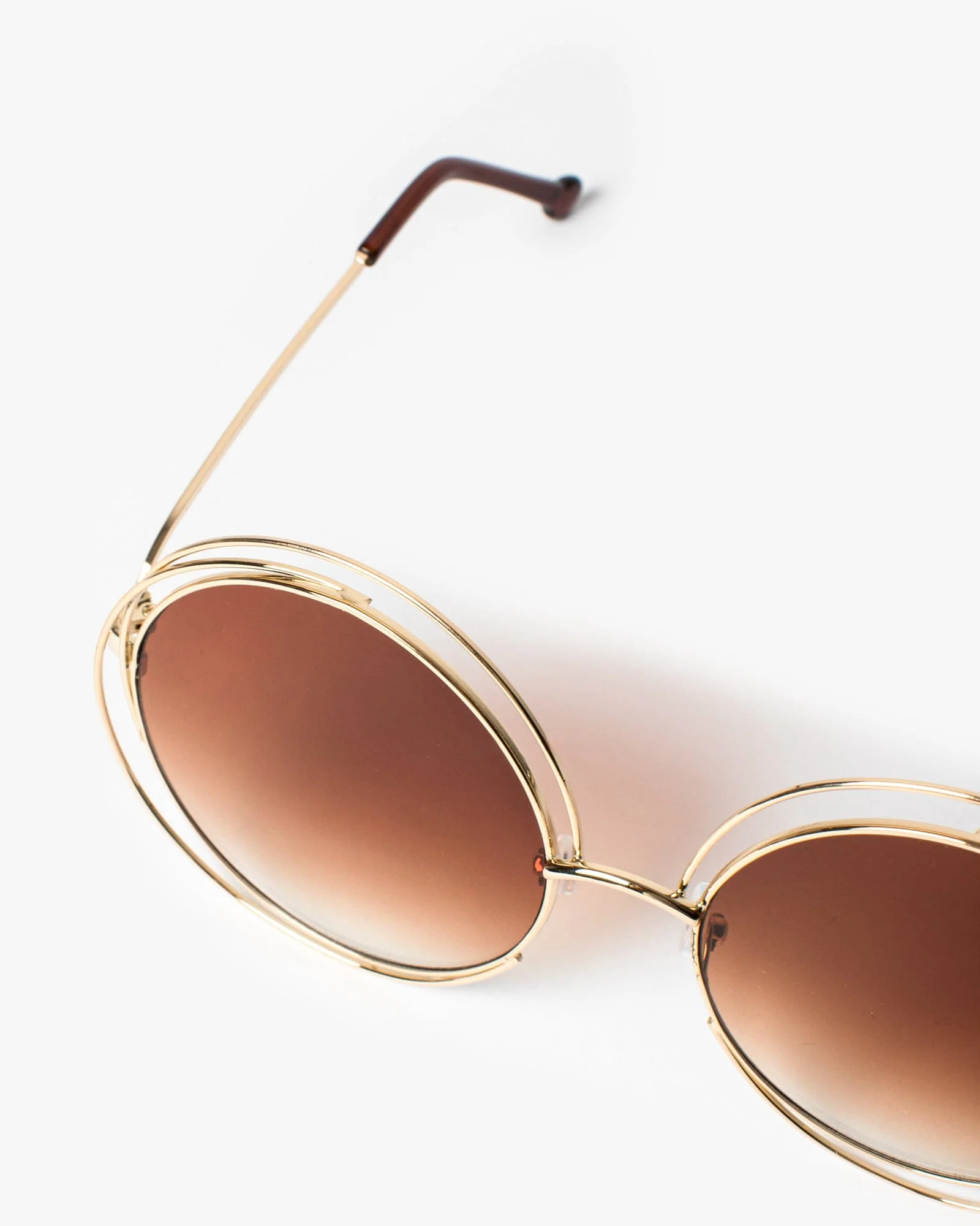 Brown Round Metal Frame Sunglasses - Image 4