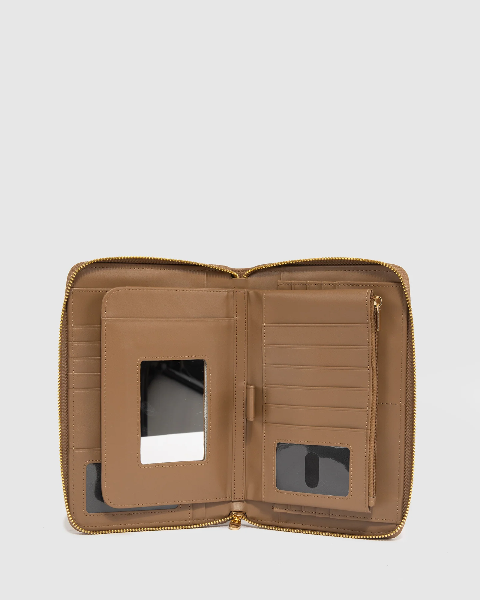 Caramel Suzanah Travel Wallet - Image 3