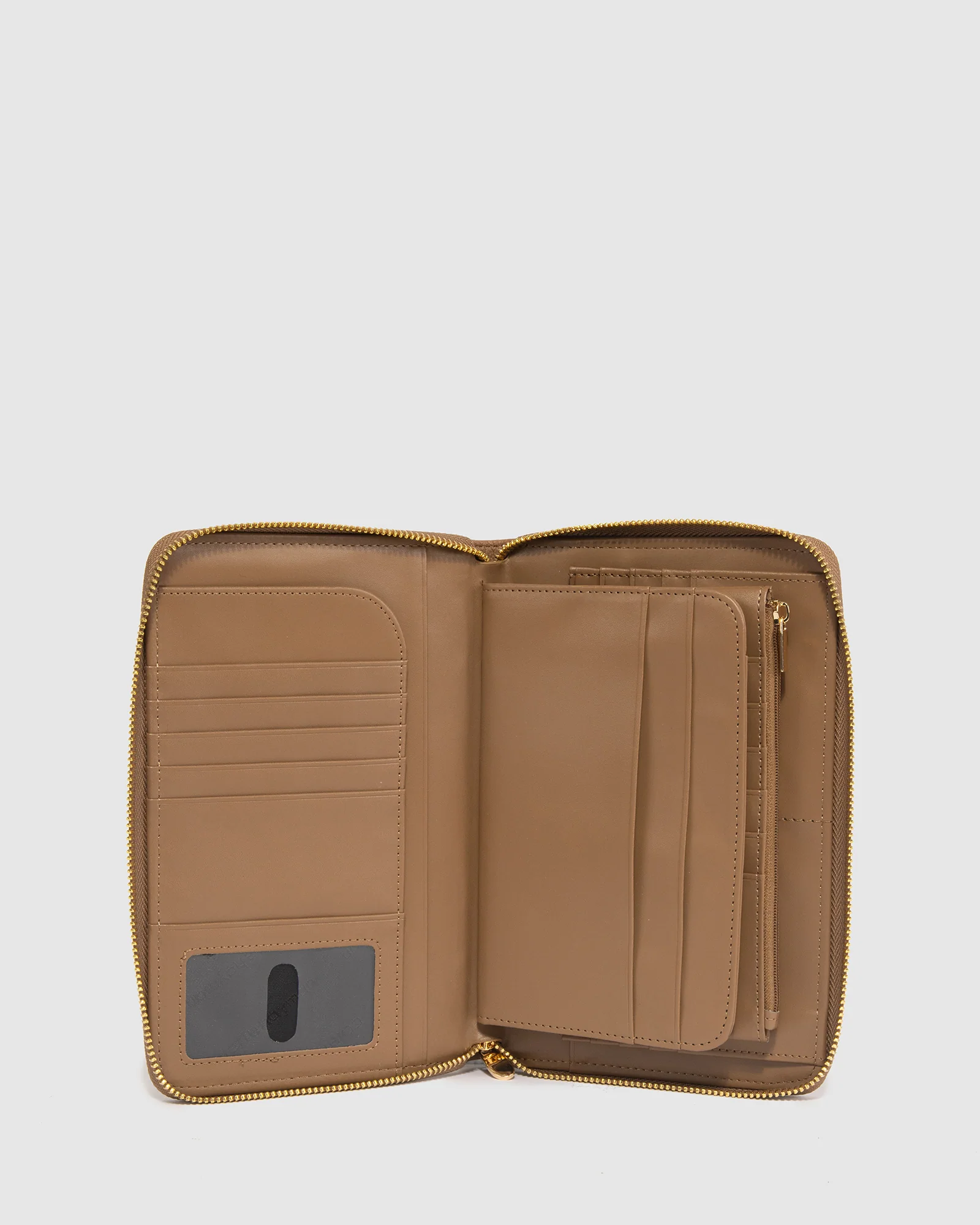 Caramel Suzanah Travel Wallet - Image 4