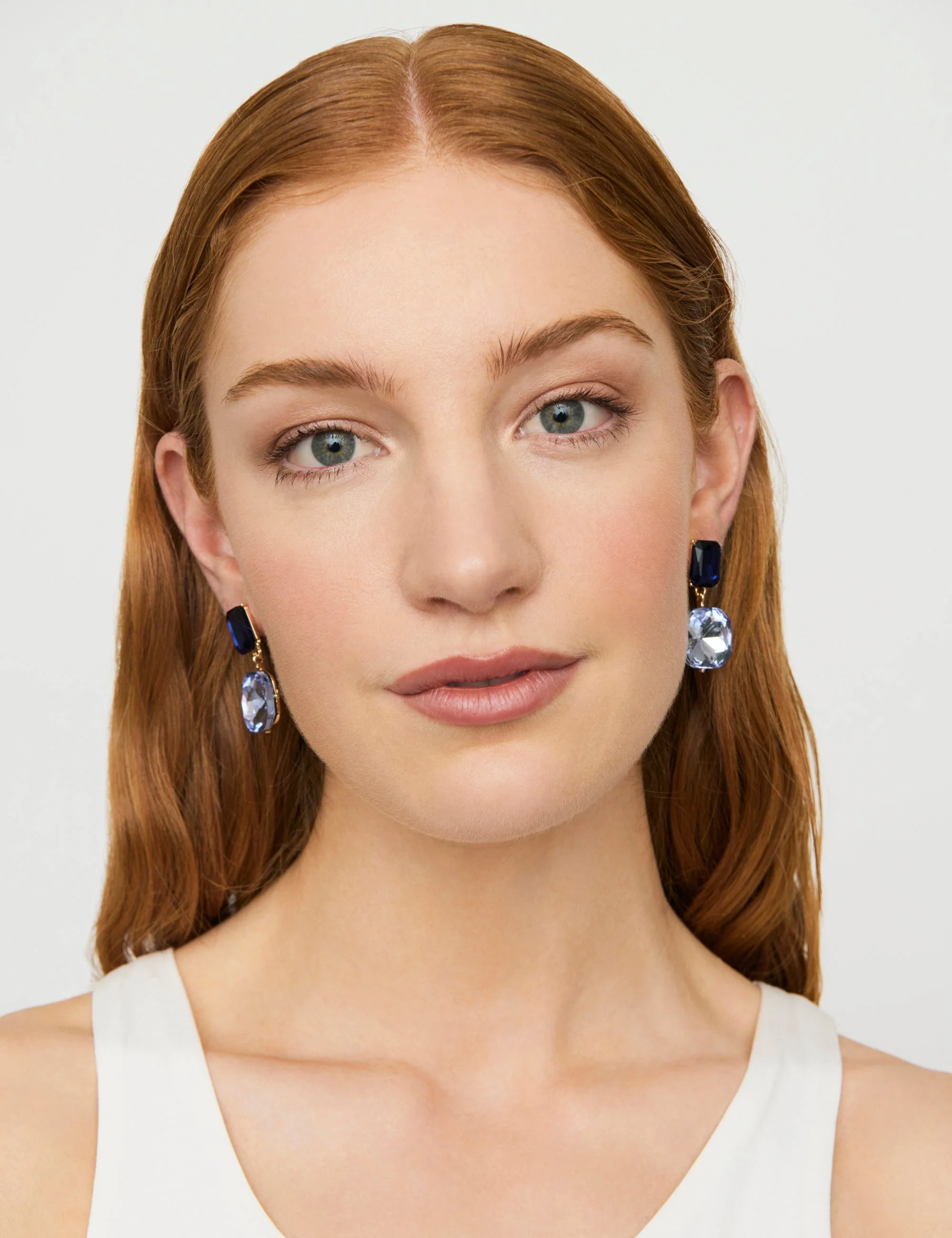 GLIMMER DROP EARRING - Image 2