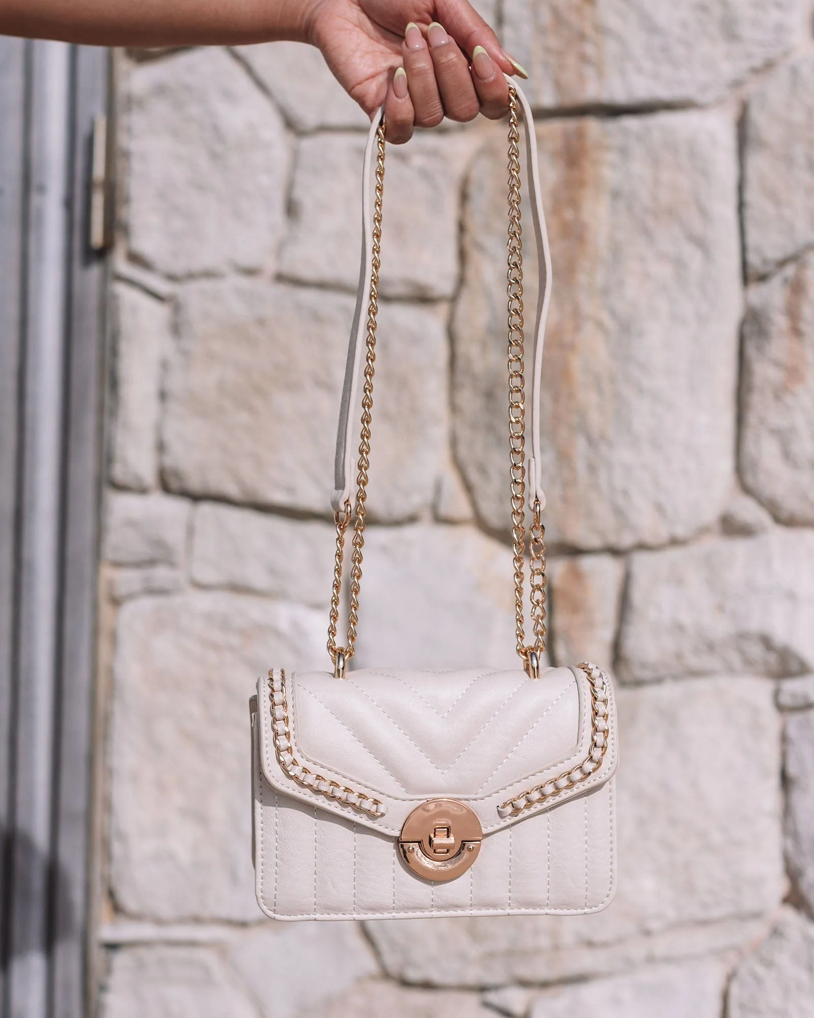 Ivory Ranillda Chain Crossbody Bag - Image 9