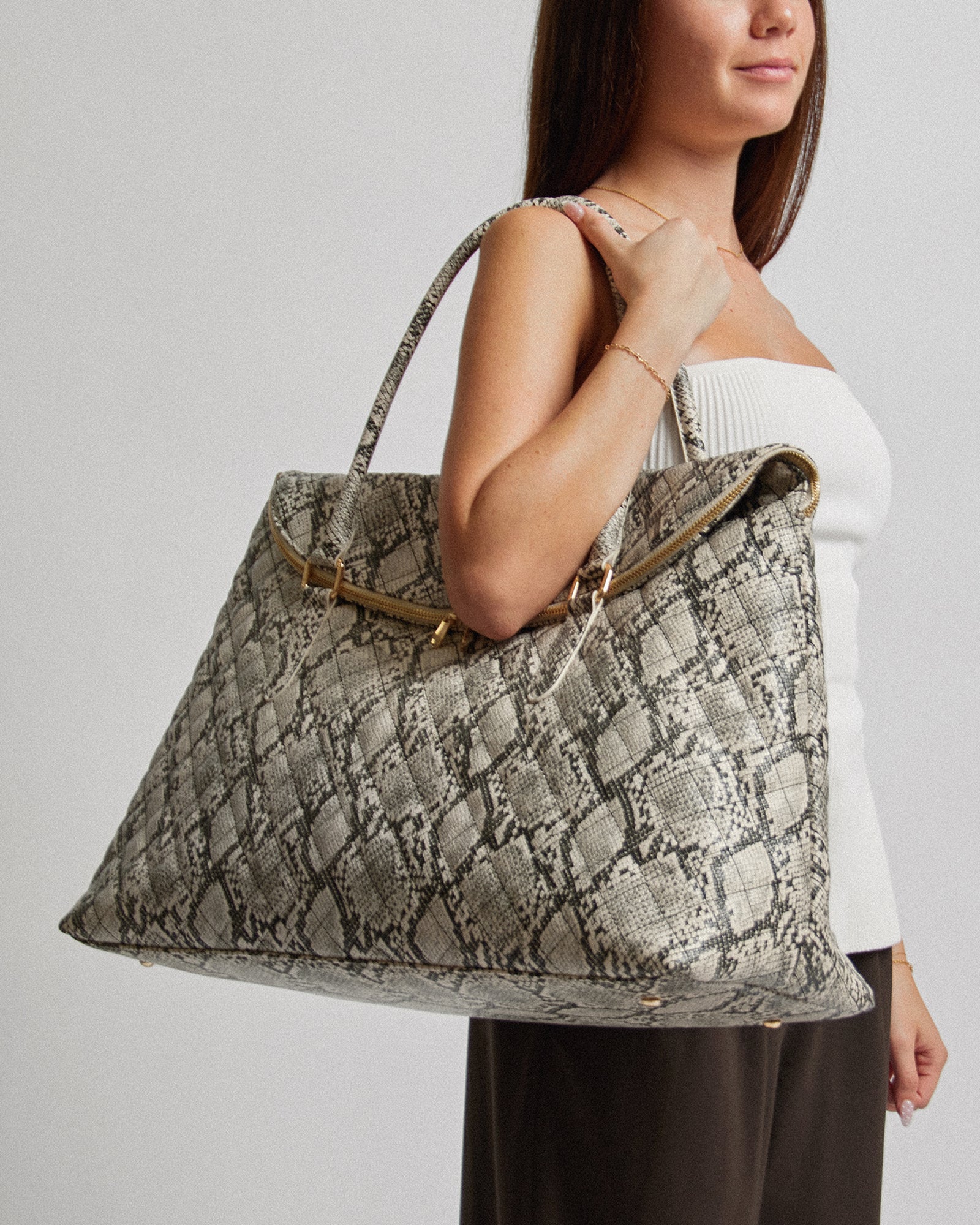 Python Ailiey Quilted Zip Top Weekender Bag - Image 8