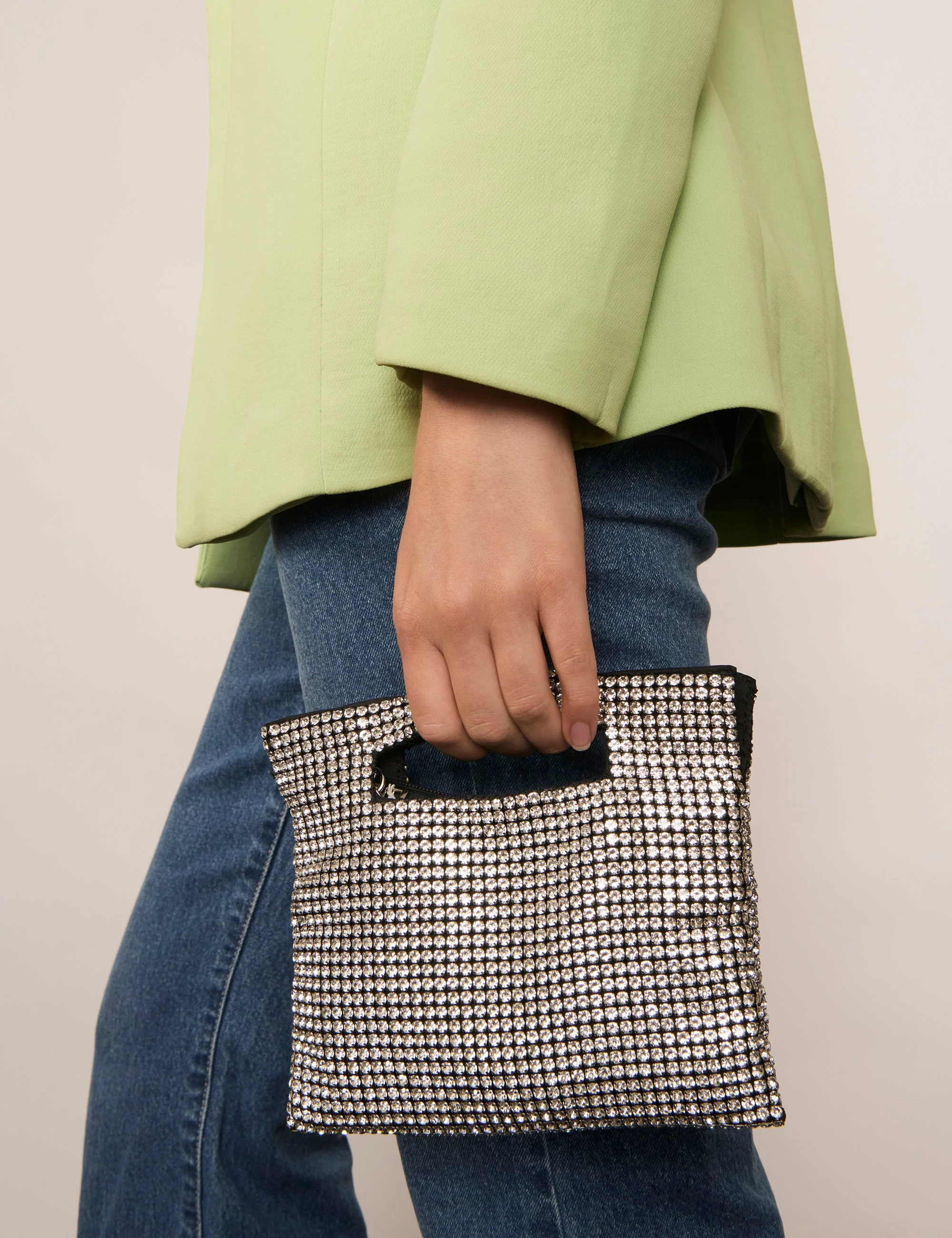 SHIMMER FLAT CLUTCH - Image 4