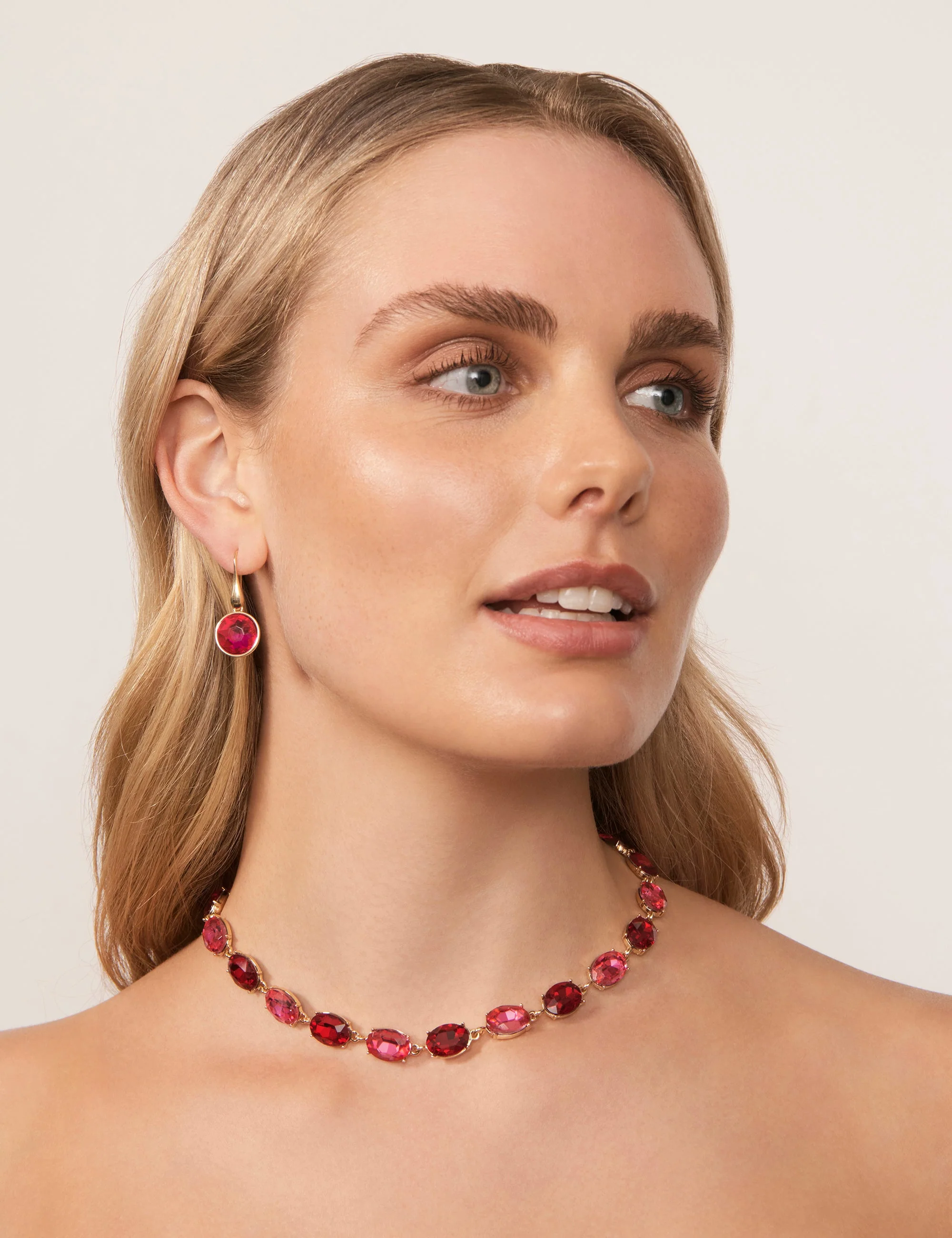 SINGLE COLOUR HOOK EARRING - Image 5