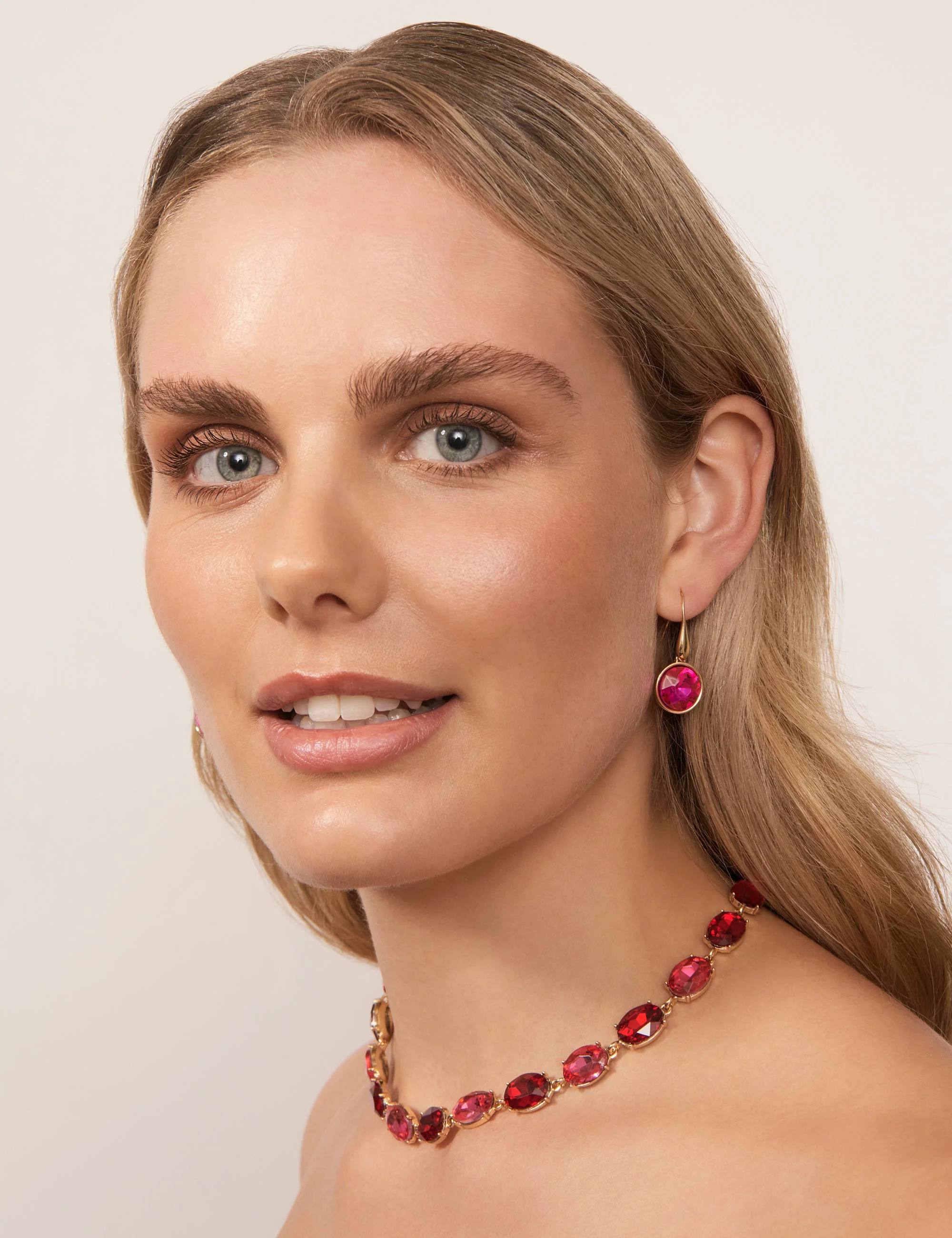 SINGLE COLOUR HOOK EARRING - Image 6