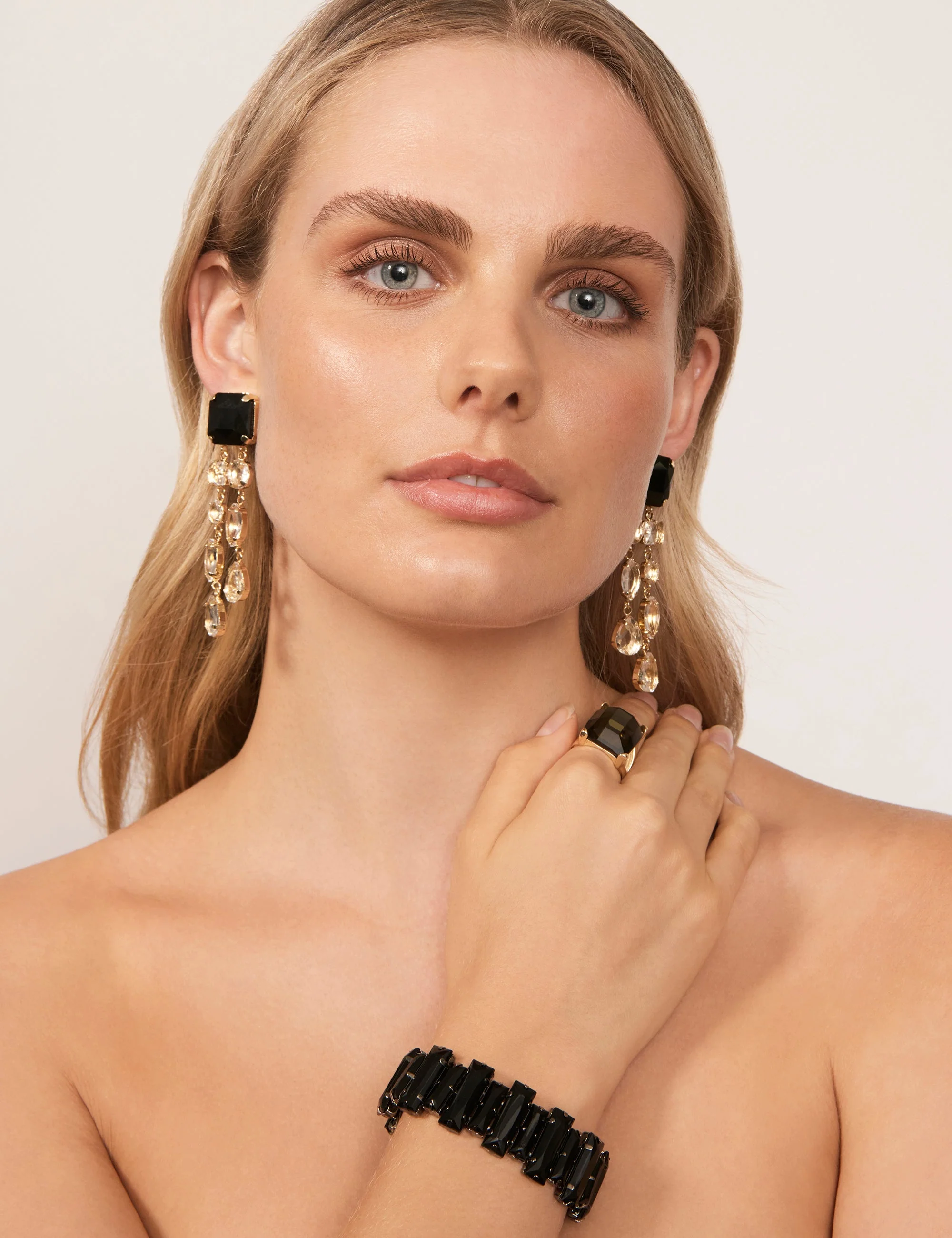 SYMPHONY STATEMENT CLIP EARRING - Image 5