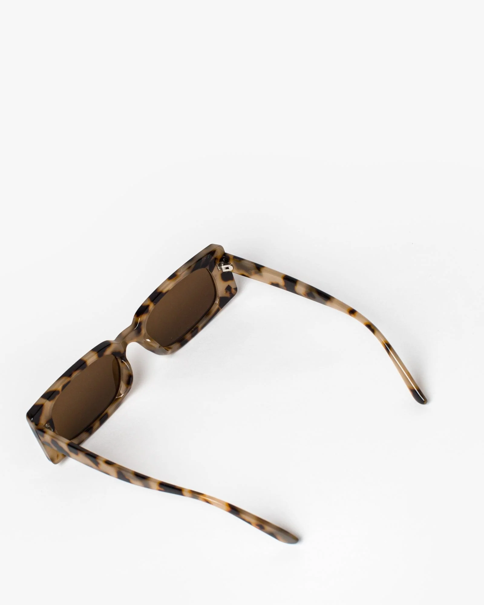 Tortoiseshell Rectangle Thin Sunglasses - Image 3