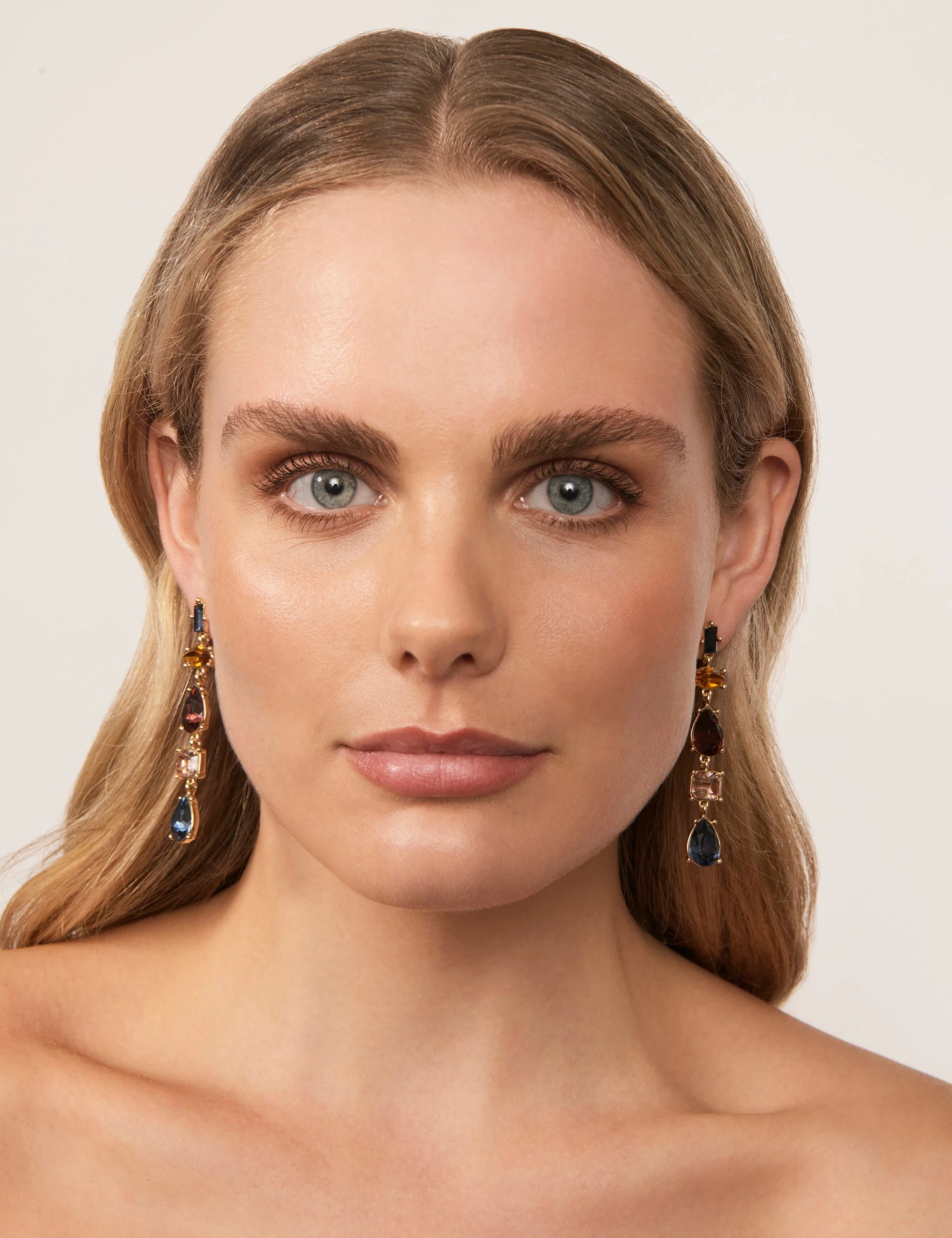TOTEM DROP EARRING - Image 5