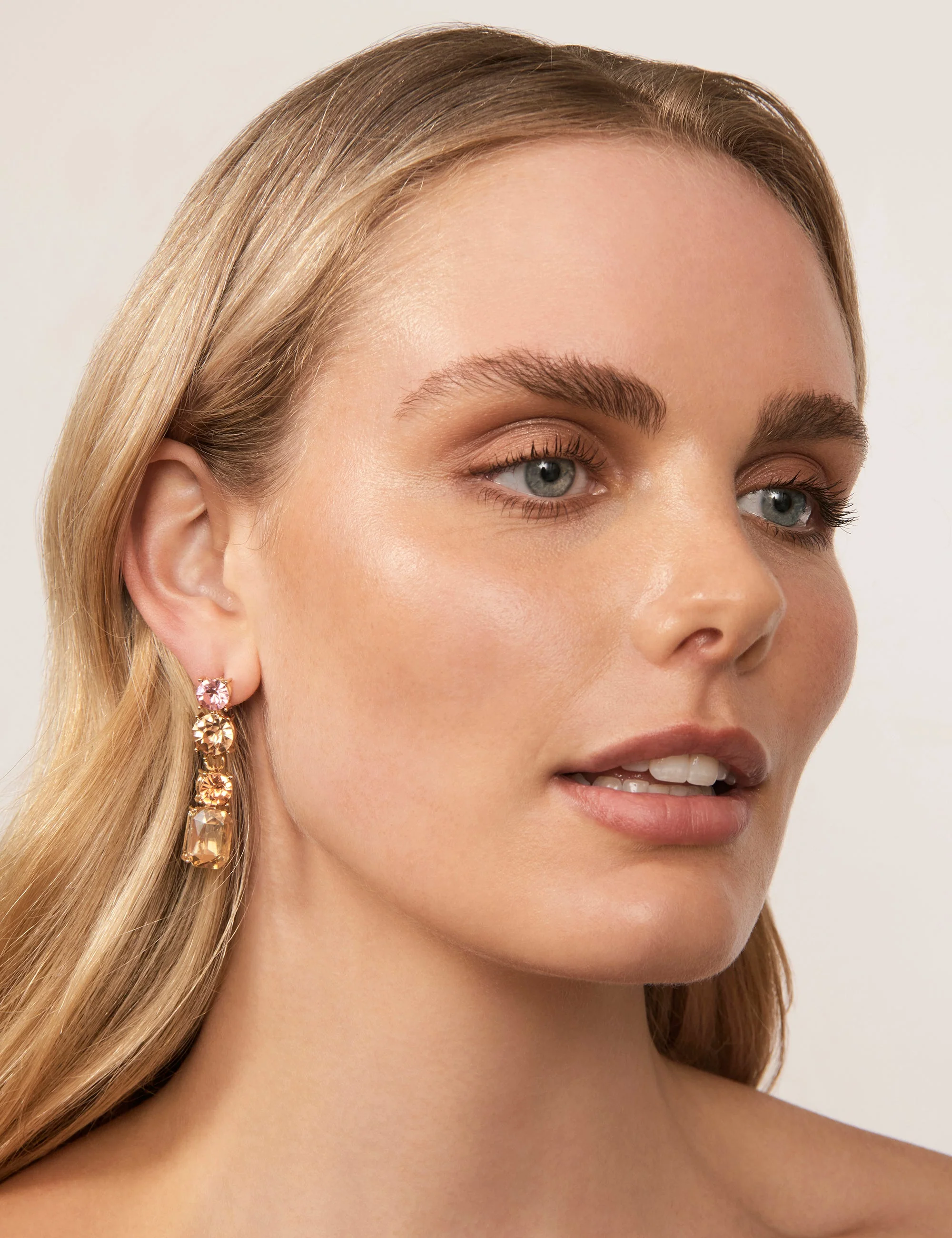TOTEM STONE DROP EARRING - Image 6