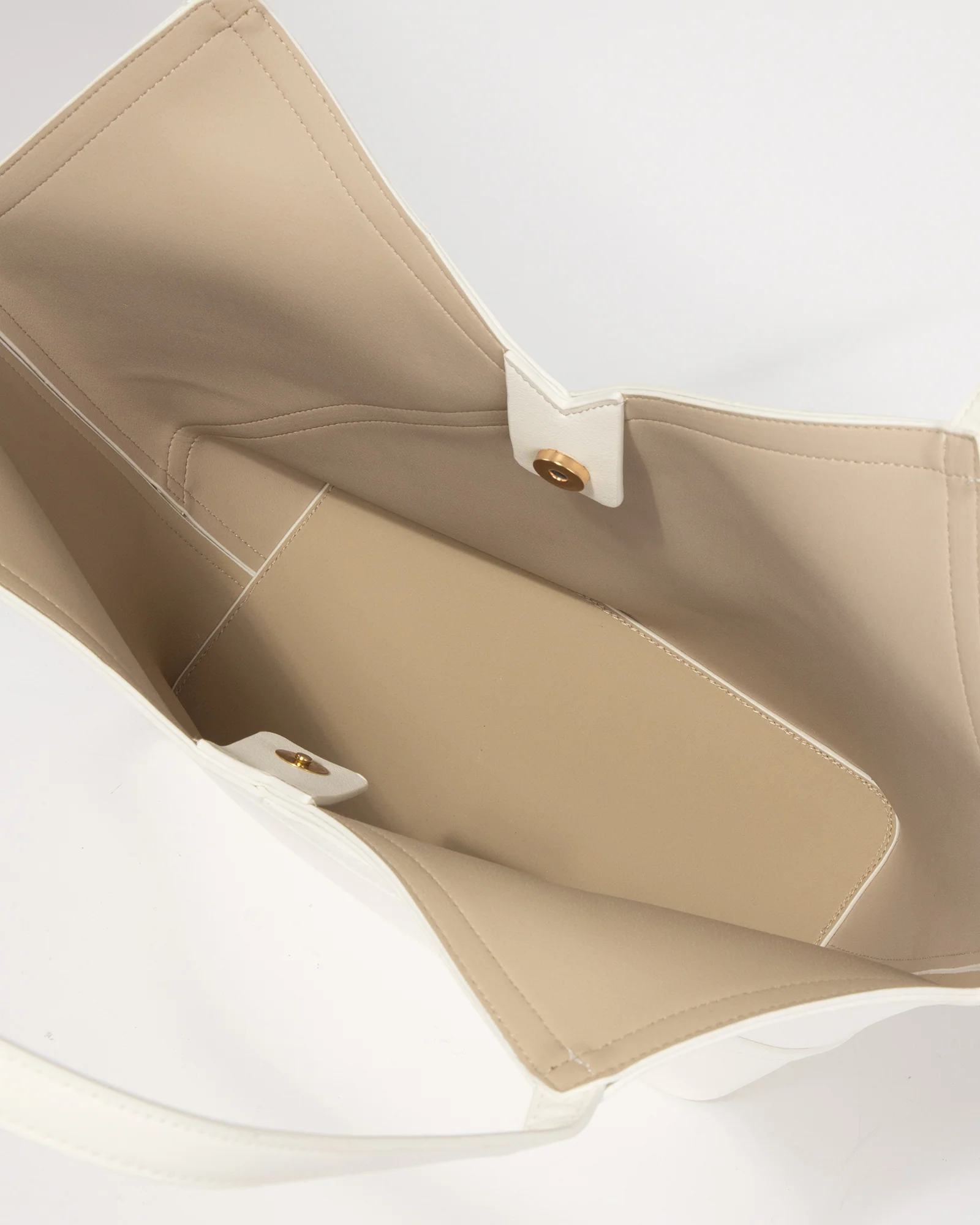White Tia Large Slouch Bag - Image 5
